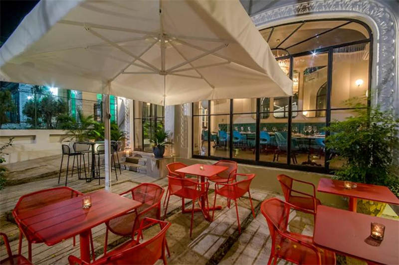 酒店室外休閑空間 酒店室外休閑空間