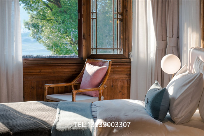 安徽宏村半山詩(shī)莉莉中式徽派酒店客房設(shè)計(jì)方案賞析