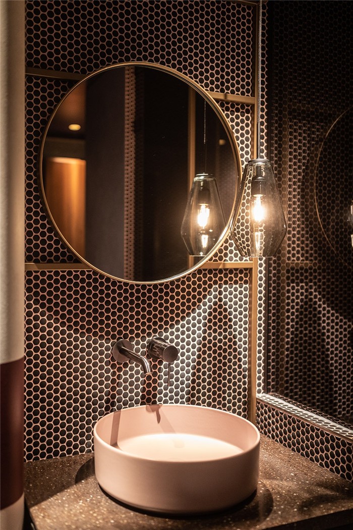 鄭州勃朗酒店設(shè)計公司分享復(fù)古風(fēng)度假酒店設(shè)計案例 鄭州勃朗酒店設(shè)計公司分享復(fù)古風(fēng)度假酒店設(shè)計案例