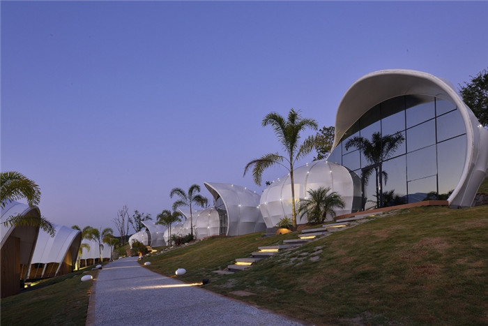 鄭州勃朗專業(yè)酒店設(shè)計(jì)公司推薦藝術(shù)帳篷酒店設(shè)計(jì)方案