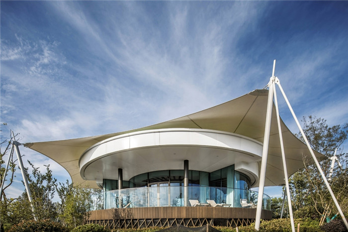 別樣野奢酒店設(shè)計案例推薦：春風(fēng)十里帳篷酒店設(shè)計