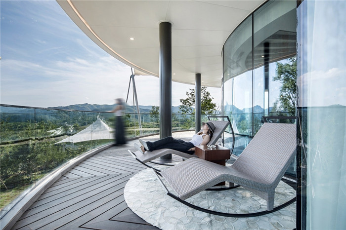 別樣野奢酒店設(shè)計案例推薦：春風(fēng)十里帳篷酒店設(shè)計