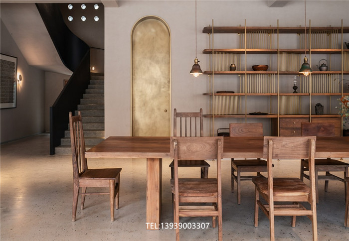 老式景區(qū)酒店改成民宿  回歸自然的山語民宿設(shè)計賞析