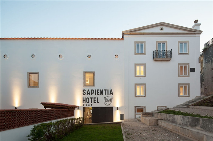 勃朗設(shè)計(jì)推薦國外極致簡約風(fēng)精品酒店改造設(shè)計(jì)案例 勃朗設(shè)計(jì)推薦國外極致簡約風(fēng)精品酒店改造設(shè)計(jì)案例