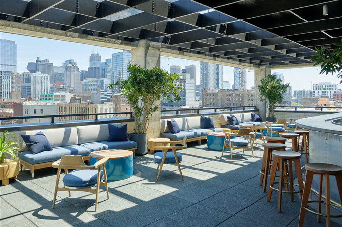 時髦工業(yè)風(fēng)精品酒店設(shè)計   芝加哥Ace酒店露臺酒吧設(shè)計方案