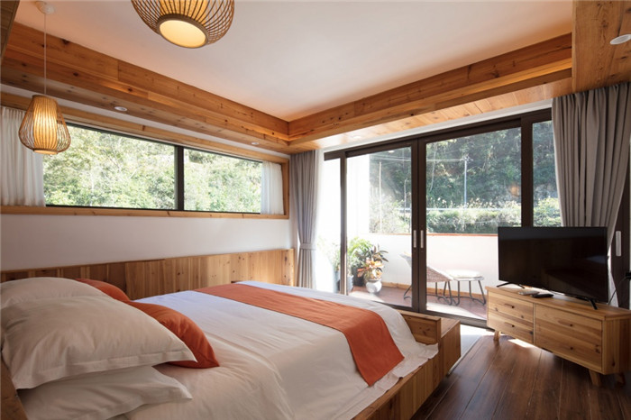 尊重當(dāng)?shù)刈匀粋鹘y(tǒng)的時光里L(fēng)OFT民宿酒店客房設(shè)計圖