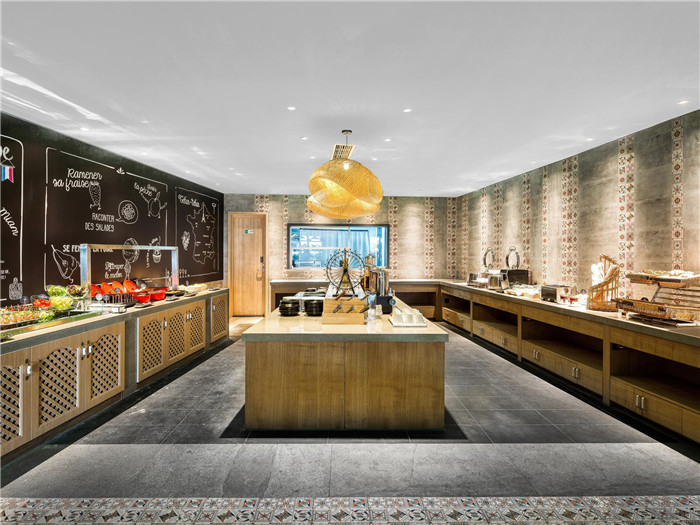 重慶首家康鉑酒店客房設(shè)計   多元化連鎖精品酒店設(shè)計典范