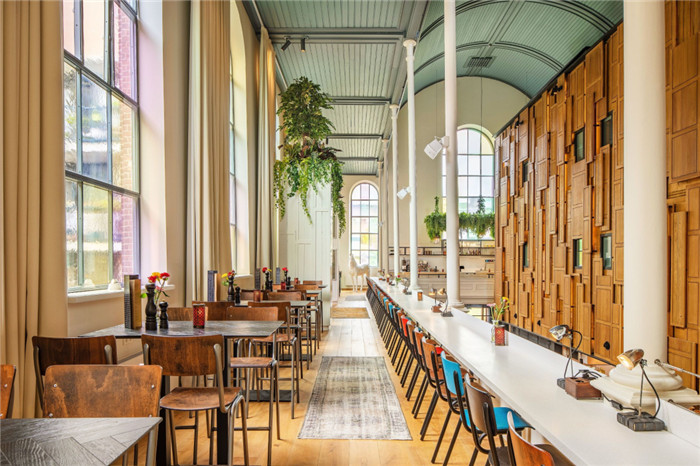 國外社交型精品酒店餐廳設(shè)計方案  多種房型超新奇