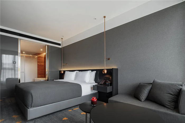 在復(fù)古中創(chuàng)新的The Linow創(chuàng)意精品酒店客房設(shè)計(jì)實(shí)景圖