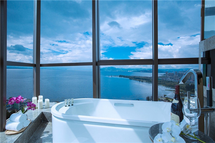 白族文化度假酒店設(shè)計(jì) 大理國際酒店客房浴缸設(shè)計(jì)方案賞析 白族文化度假酒店設(shè)計(jì) 大理國際酒店客房浴缸設(shè)計(jì)方案賞析