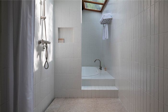 北京四合院特色民宿客房浴室設(shè)計(jì) 找尋童年的煙火氣 北京四合院特色民宿客房浴室設(shè)計(jì) 找尋童年的煙火氣