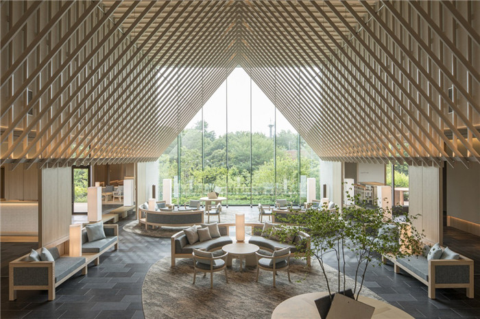 現(xiàn)代日式酒店設(shè)計 東京Sorano度假酒店大堂設(shè)計賞析 現(xiàn)代日式酒店設(shè)計 東京Sorano度假酒店大堂設(shè)計賞析