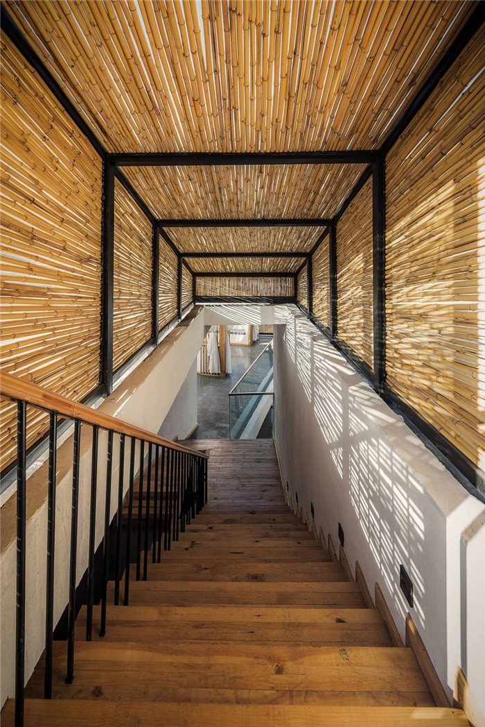 自建房民宿設(shè)計(jì) 瀘沽湖敘舊民宿酒店樓梯設(shè)計(jì)方案 自建房民宿設(shè)計(jì) 瀘沽湖敘舊民宿酒店樓梯設(shè)計(jì)方案