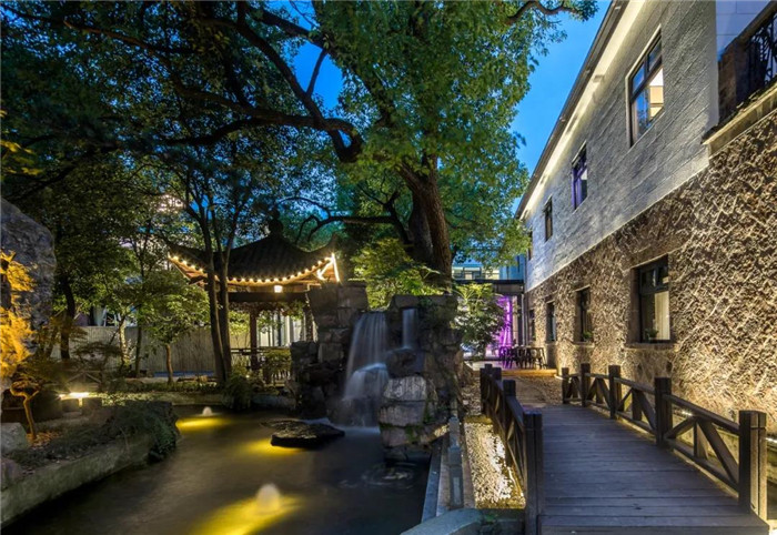 電影跨界酒店  沉浸式電影主題杭州殿影精品酒店景觀設(shè)計