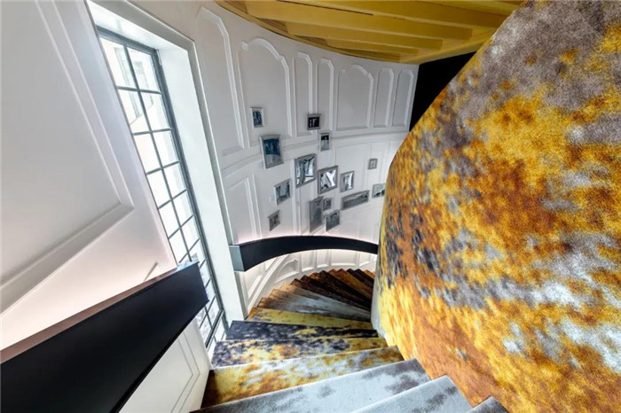 電影跨界酒店  沉浸式電影主題杭州殿影精品酒店樓梯設(shè)計