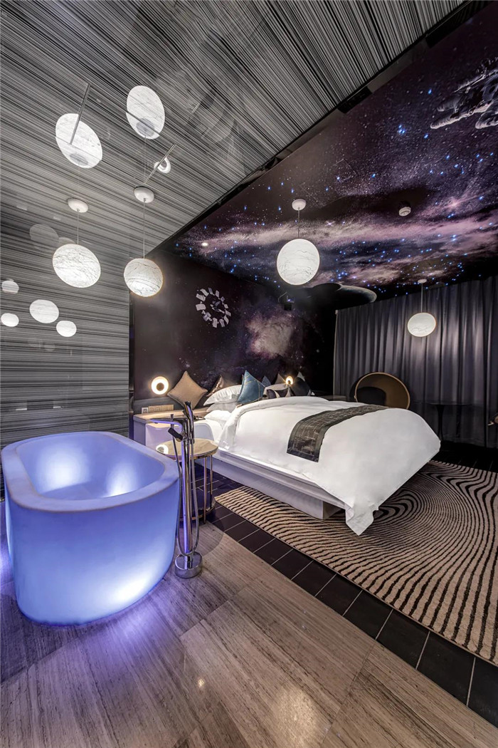 電影跨界酒店  沉浸式電影主題杭州殿影精品酒店客房設(shè)計