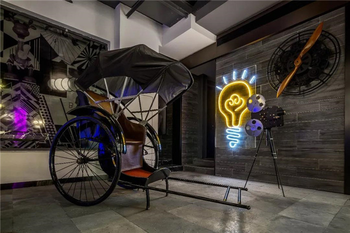 電影跨界酒店  沉浸式電影主題杭州殿影精品酒店拍照打卡點(diǎn)設(shè)計