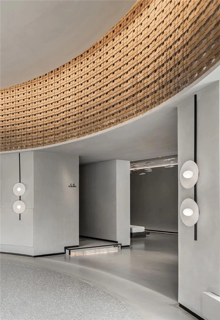 酒店大廳設(shè)計(jì)-云南3000平度假酒店翻新改造設(shè)計(jì)案例 邂逅簡(jiǎn)約之美 酒店大廳設(shè)計(jì)-云南3000平度假酒店翻新改造設(shè)計(jì)案例 邂逅簡(jiǎn)約之美