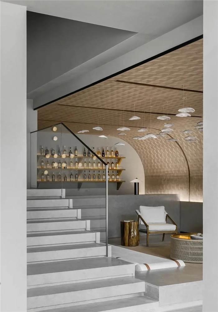 大堂吧設(shè)計(jì)-云南3000平度假酒店翻新改造設(shè)計(jì)案例 邂逅簡(jiǎn)約之美 大堂吧設(shè)計(jì)-云南3000平度假酒店翻新改造設(shè)計(jì)案例 邂逅簡(jiǎn)約之美