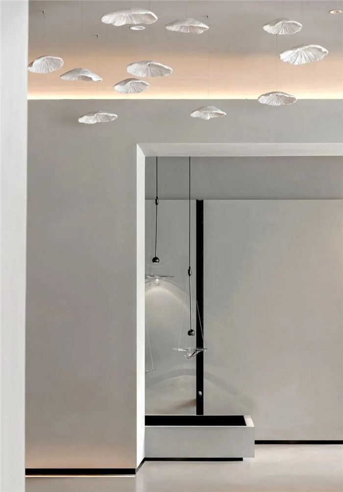 云南3000平度假酒店翻新改造設(shè)計(jì)案例 邂逅簡(jiǎn)約之美 云南3000平度假酒店翻新改造設(shè)計(jì)案例 邂逅簡(jiǎn)約之美