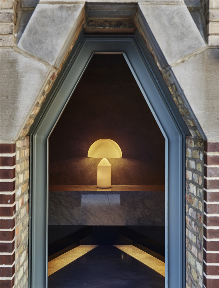 鄭州酒店改造設(shè)計公司推薦國外辦公樓改酒店設(shè)計案例 鄭州酒店改造設(shè)計公司推薦國外辦公樓改酒店設(shè)計案例