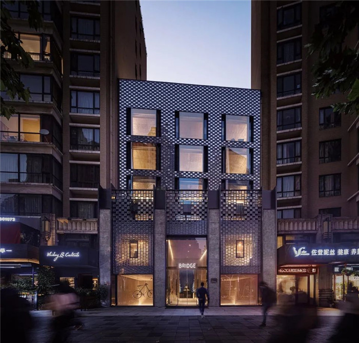 以橋?yàn)殪`感的1800平精品酒店改造設(shè)計(jì)方案 以橋?yàn)殪`感的1800平精品酒店改造設(shè)計(jì)方案