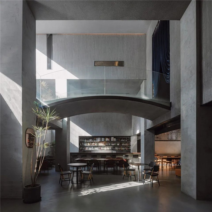 以橋?yàn)殪`感的1800平精品酒店改造設(shè)計(jì)方案 以橋?yàn)殪`感的1800平精品酒店改造設(shè)計(jì)方案