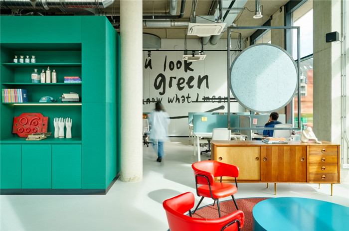 共享辦公區(qū)設計-貫徹循環(huán)環(huán)保設計的國外學子社區(qū)酒店設計方案 共享辦公區(qū)設計-貫徹循環(huán)環(huán)保設計的國外學子社區(qū)酒店設計方案