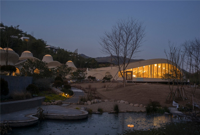 隱秘而輕松的野界小型度假村酒店設(shè)計案例