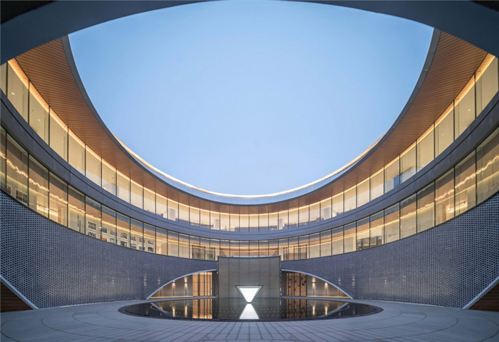 以中原文化為主題的鄭州鄭風(fēng)酒店建筑設(shè)計方案