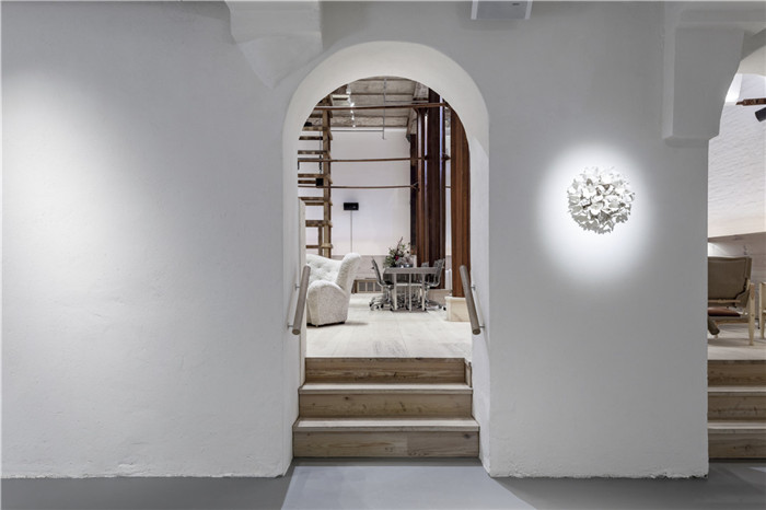 新舊設(shè)計相融合的工業(yè)風(fēng)精品酒店翻新改造設(shè)計方案 新舊設(shè)計相融合的工業(yè)風(fēng)精品酒店翻新改造設(shè)計方案