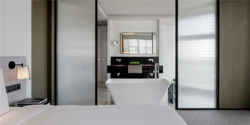 酒店客房設(shè)計(jì)-皇冠假日酒店首家時尚年輕化五星級酒店設(shè)計(jì)賞析