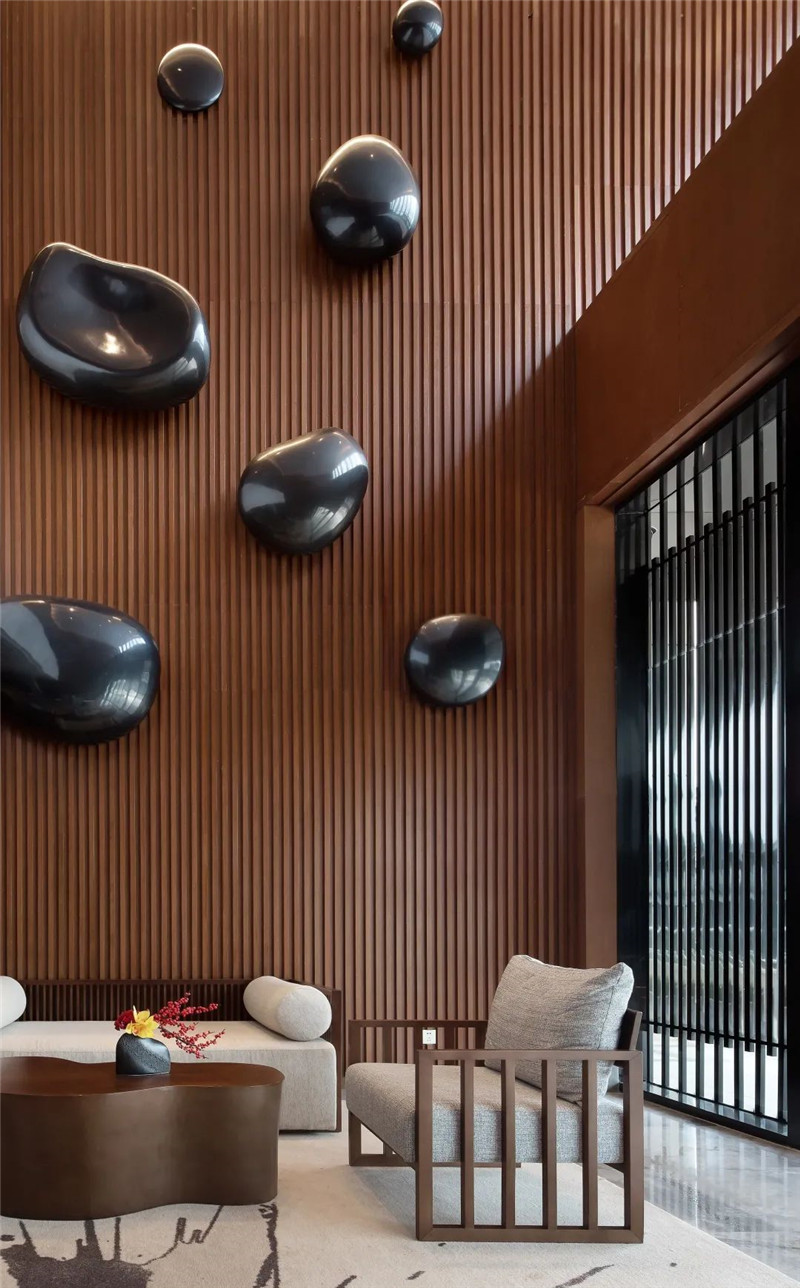 現(xiàn)代與傳統(tǒng)相融合的新中式溫泉度假酒店設(shè)計(jì)案例 現(xiàn)代與傳統(tǒng)相融合的新中式溫泉度假酒店設(shè)計(jì)案例