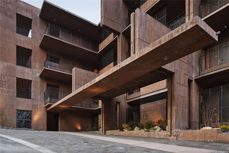 酒店建筑外觀設(shè)計(jì)-融入當(dāng)?shù)靥厣腉alleria Midobaru溫泉酒店設(shè)計(jì) 酒店建筑外觀設(shè)計(jì)-融入當(dāng)?shù)靥厣腉alleria Midobaru溫泉酒店設(shè)計(jì)