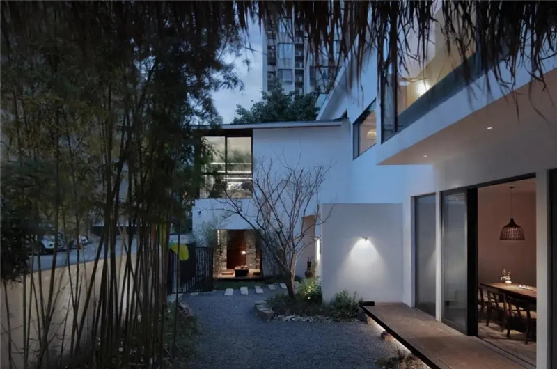 巖茶主題不知春齋精品民宿設計