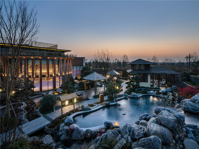 最新開業(yè)   成都海泉灣美憬閣索菲特酒店景觀設(shè)計