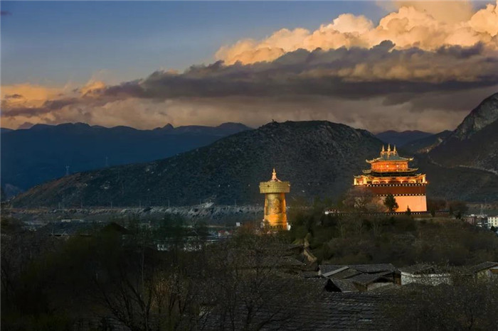 茶馬道香格里拉麗世酒店設(shè)計