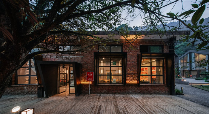 酒店酒吧設(shè)計(jì)-酷酷工業(yè)風(fēng)成都1979精品度假酒店改造設(shè)計(jì)方案 酒店酒吧設(shè)計(jì)-酷酷工業(yè)風(fēng)成都1979精品度假酒店改造設(shè)計(jì)方案