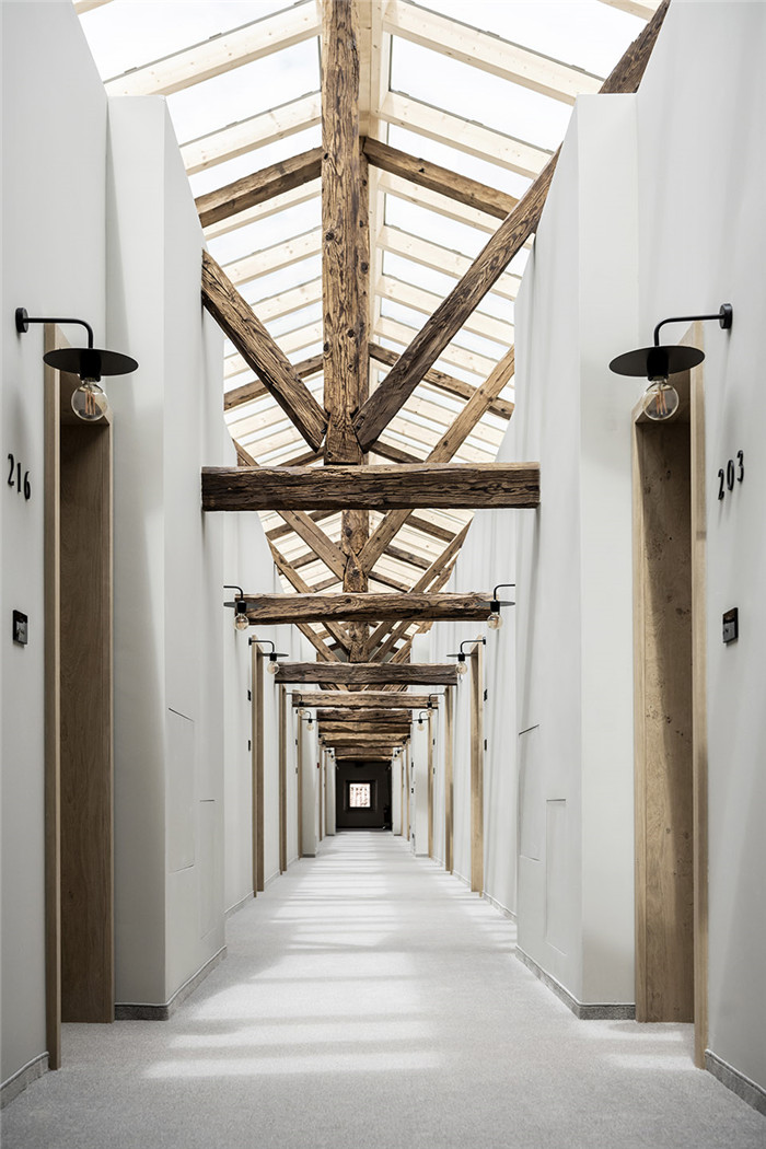 修道院翻新改造成酒店  國外特色酒店改造設(shè)計(jì)案例