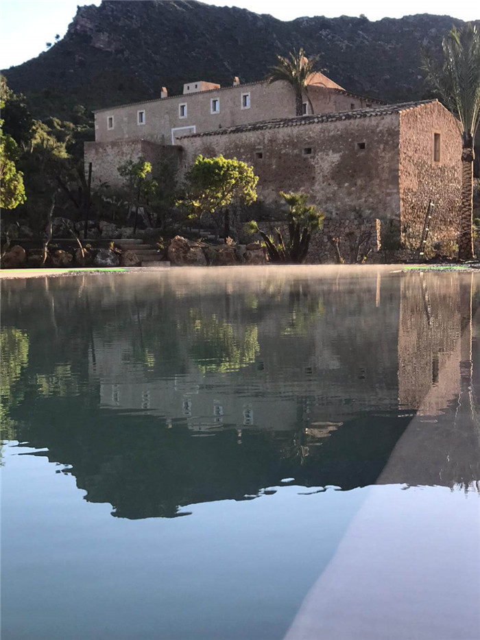 建筑師開的民宿  國外野奢型原生態(tài)民宿設(shè)計