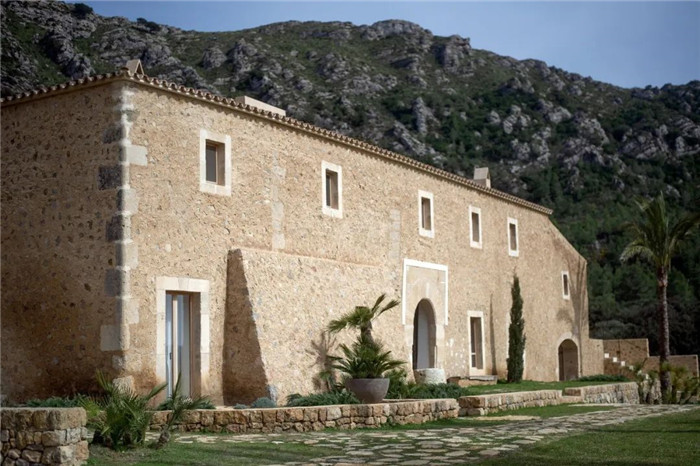 建筑師開的民宿  國外野奢型原生態(tài)民宿設(shè)計