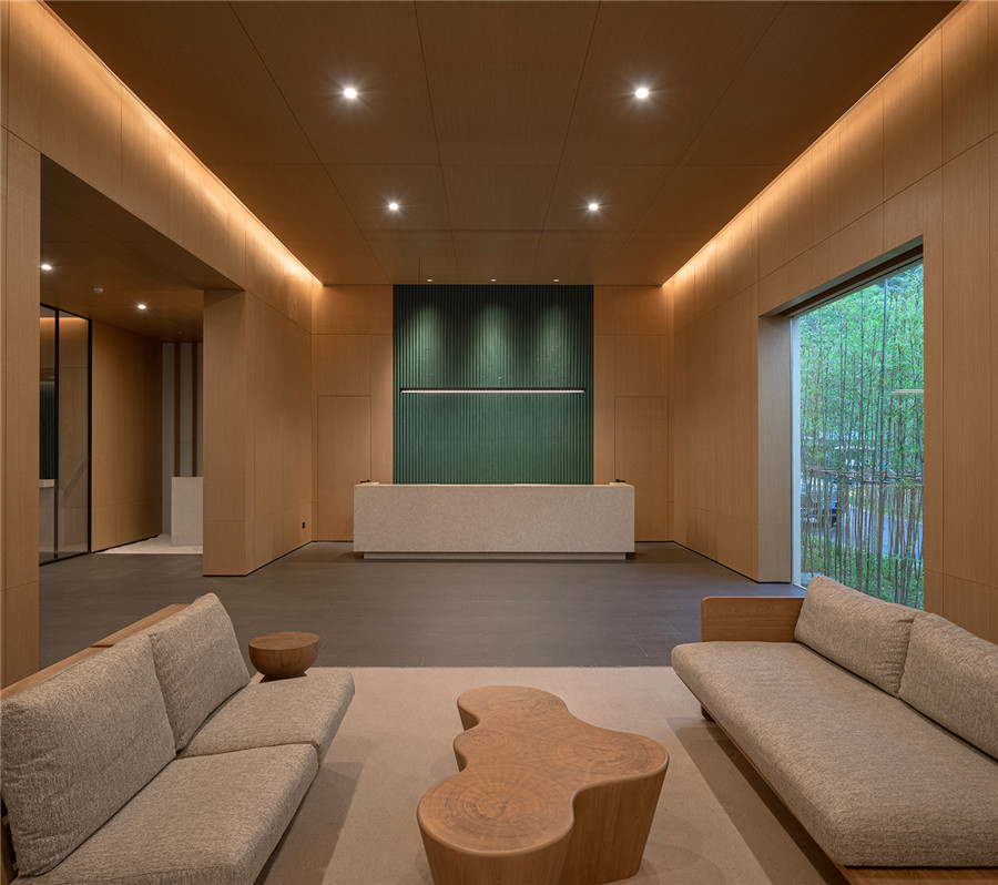 原木色無(wú)風(fēng)格酒店設(shè)計(jì)  沂水花間堂精品酒店設(shè)計(jì)賞析