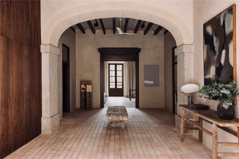 別墅改造成民宿  Camp Roig 31精品民宿設(shè)計賞析