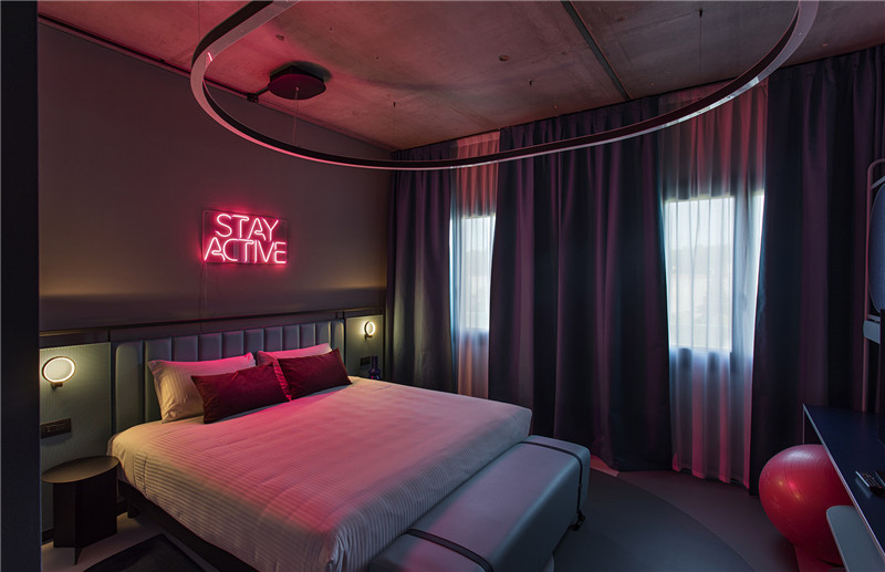 時尚工業(yè)風(fēng)STAY HOTEL精品商務(wù)酒店改造設(shè)計說明