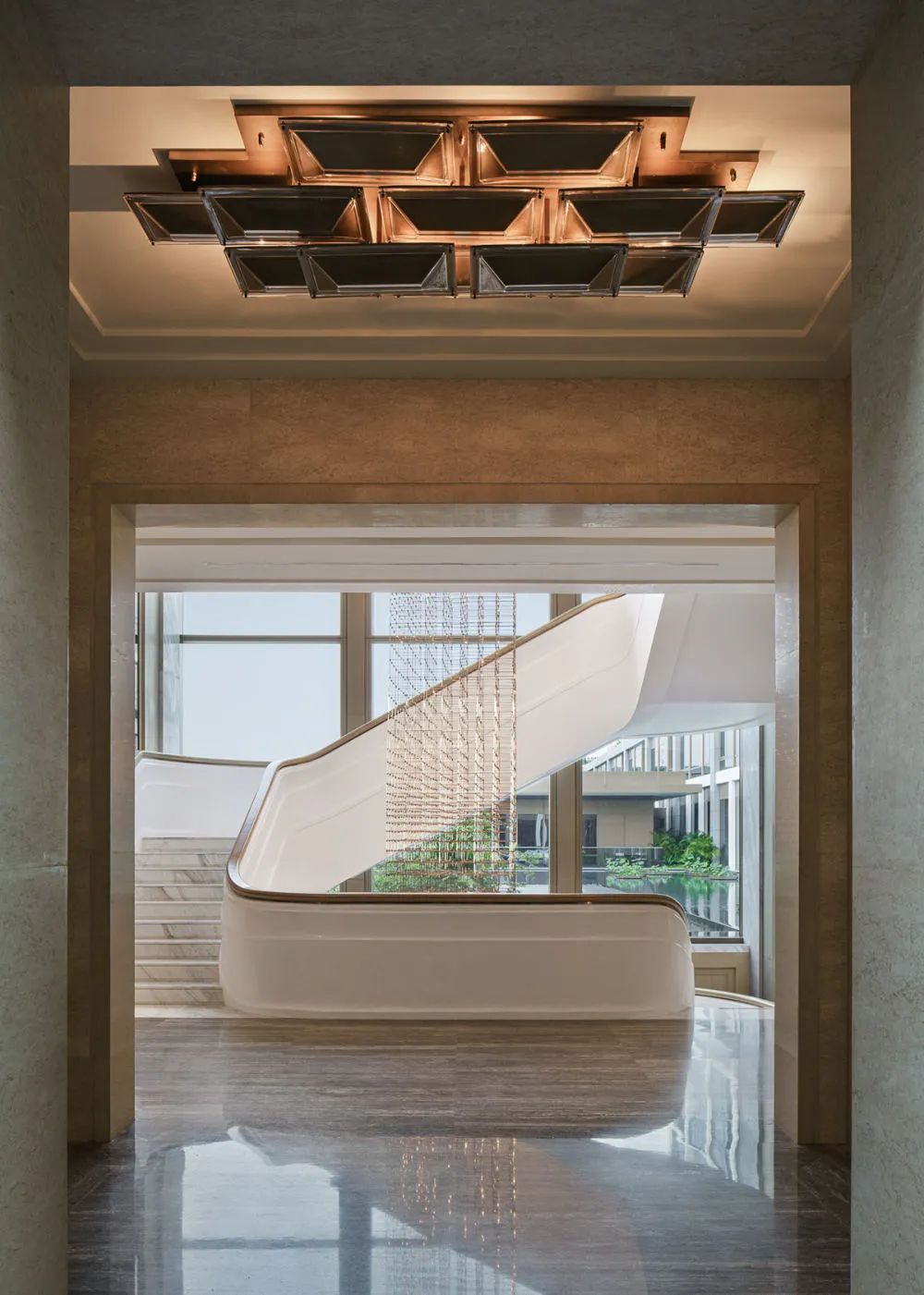 優(yōu)雅奢華的曼谷嘉佩樂城市度假酒店設(shè)計方案賞析