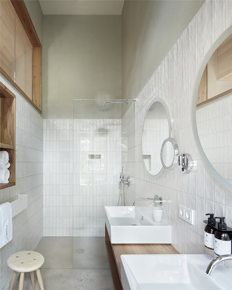 奧地利Gasthof Adler休閑度假酒店客房設(shè)計(jì)案例分析 奧地利Gasthof Adler休閑度假酒店客房設(shè)計(jì)案例分析