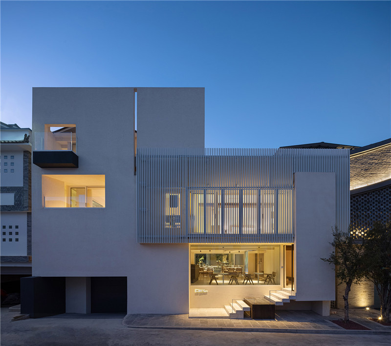 充滿藝術(shù)與情懷的大理白平衡民宿設(shè)計(jì)案例