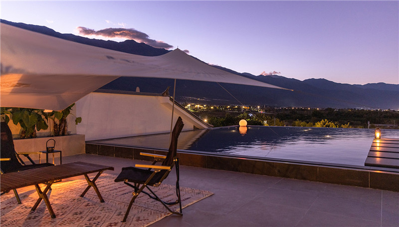 充滿藝術(shù)與情懷的大理白平衡民宿設(shè)計(jì)案例