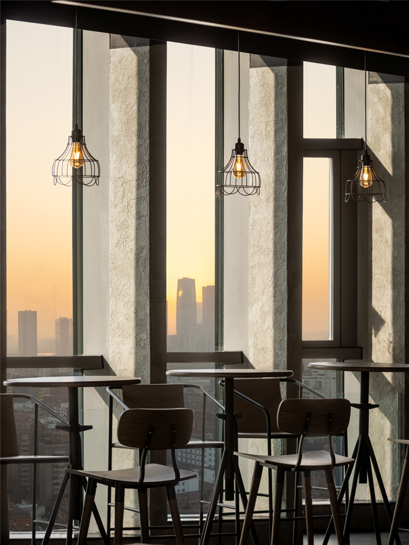 上海最新MOXY個性工業(yè)風(fēng)潮牌酒店設(shè)計賞析