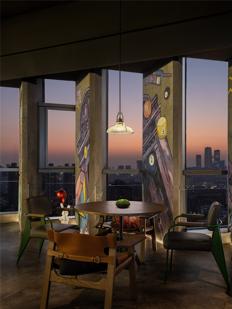 上海最新MOXY個性工業(yè)風(fēng)潮牌酒店設(shè)計賞析